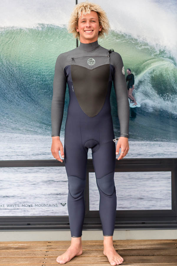 Rip Curl Flashbomb 3_2mm Chest Zip Wetsuit Steamer Front